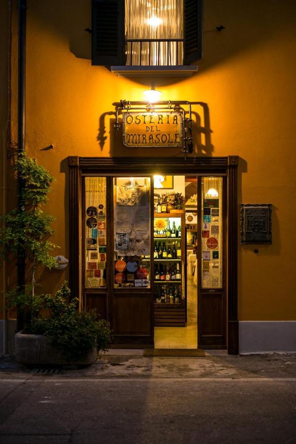 Antica Osteria Del Mirasole Herberg *