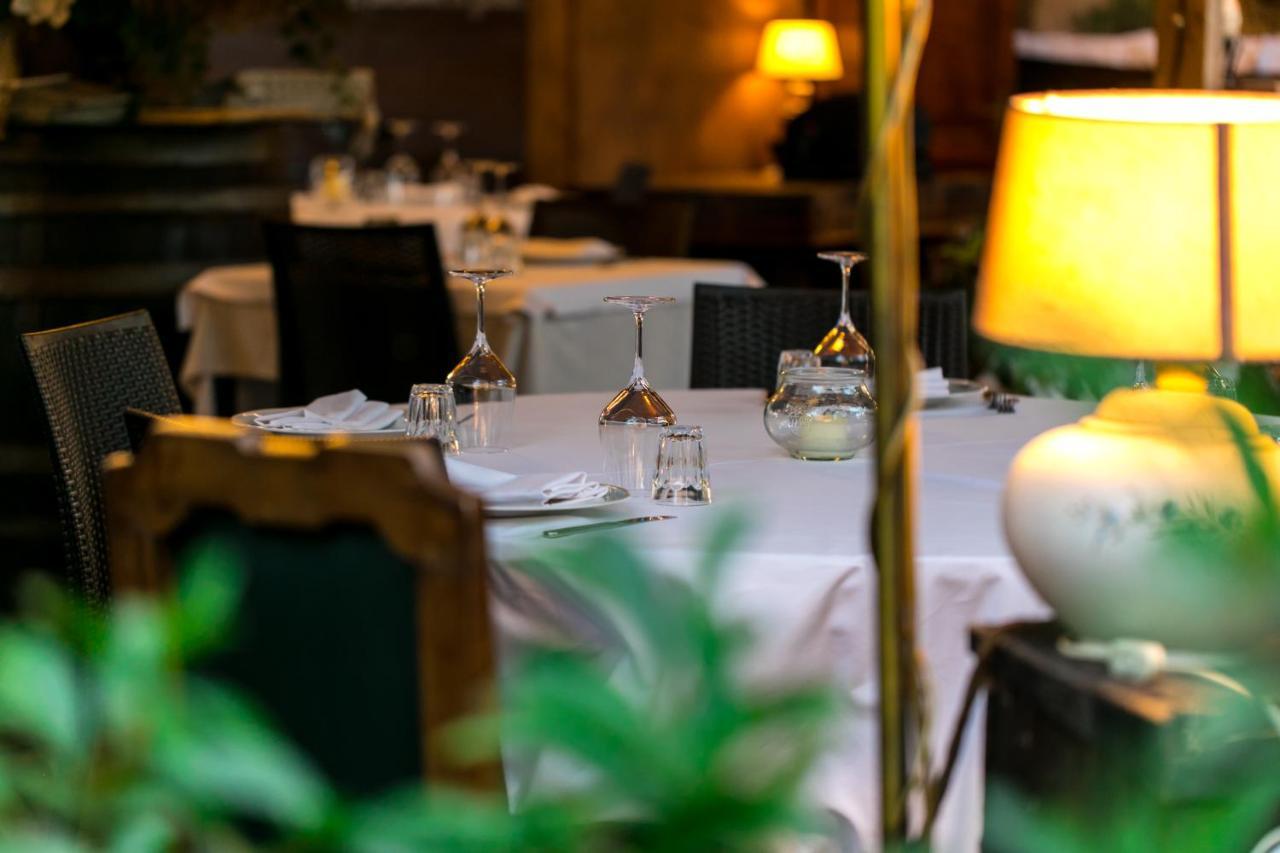 Antica Osteria Del Mirasole *